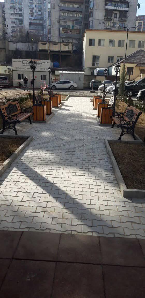 საცხოვრებელი ეზო